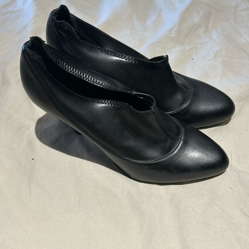 Stella McCartney faux leather black heels